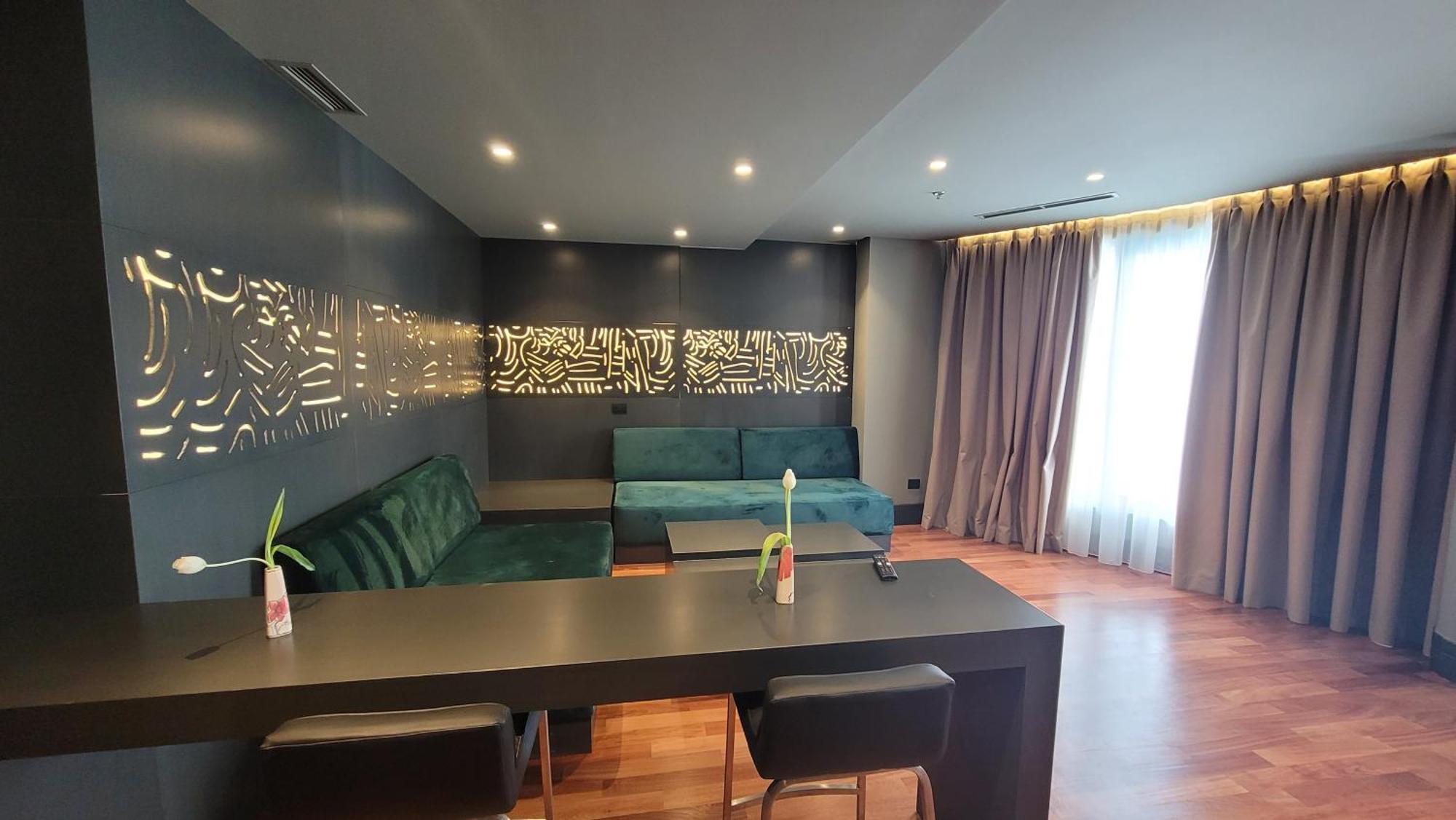 Arka Art Hotel Тирана Экстерьер фото The interior of the hotel