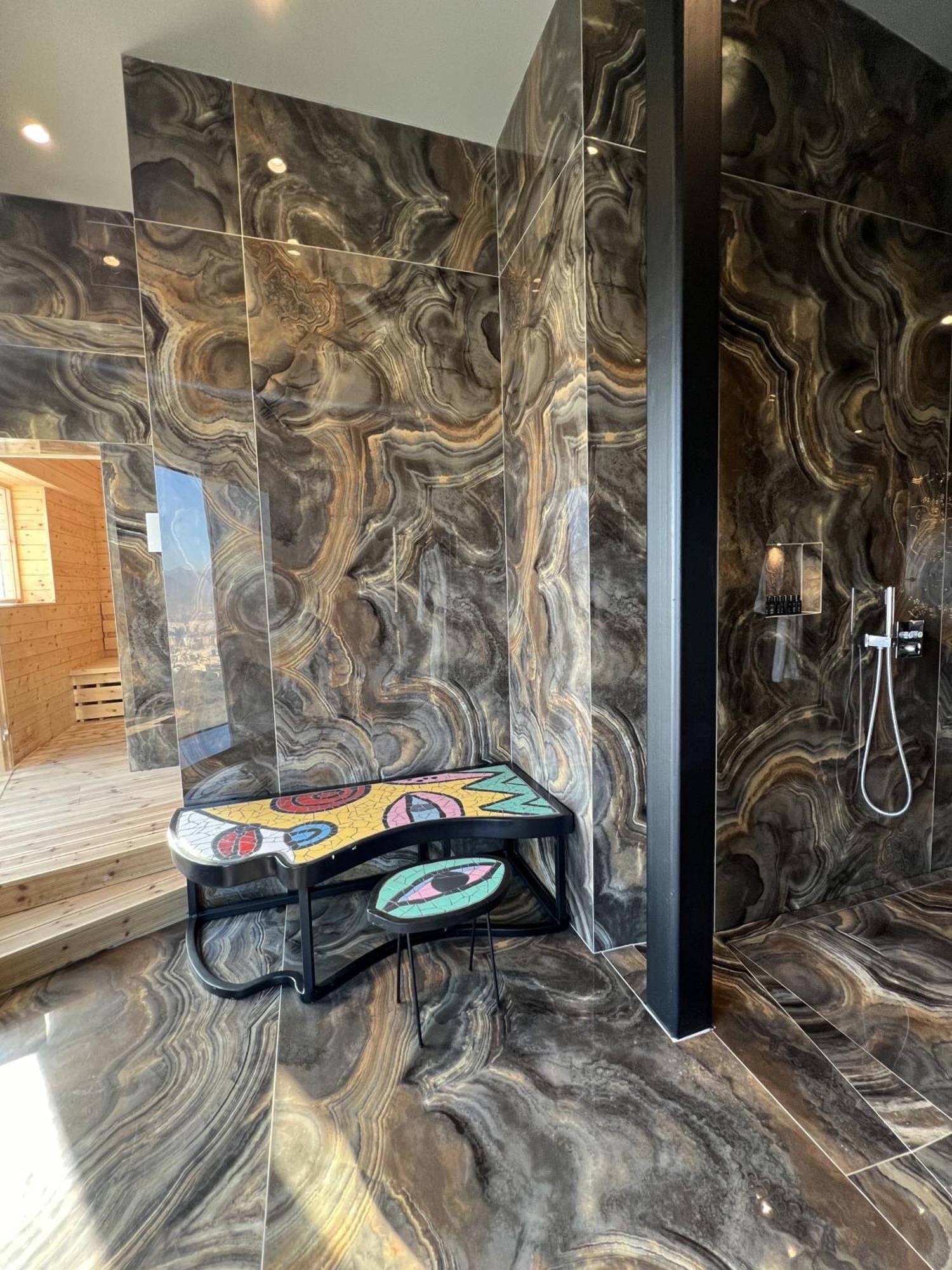 Arka Art Hotel Тирана Экстерьер фото